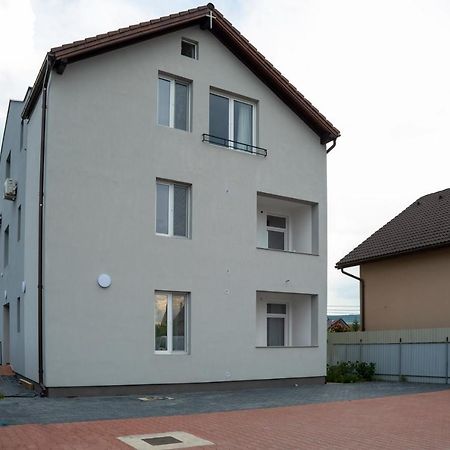 Solomon Apartments Ap 3 Sîngeorgiu de Mureş Exterior foto
