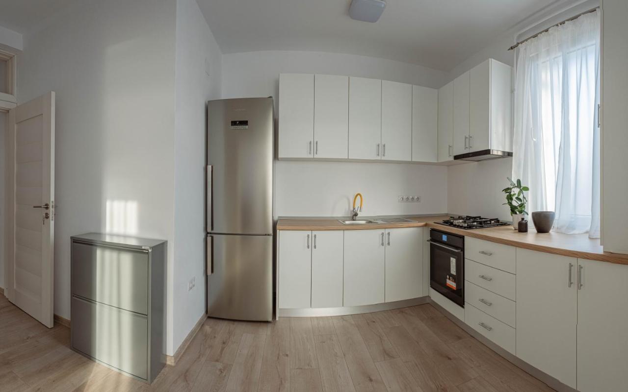 Solomon Apartments Ap 3 Sîngeorgiu de Mureş Exterior foto